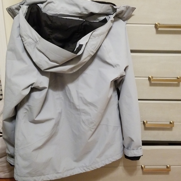 2 in 1 north face jacket - Picture 2 of 3